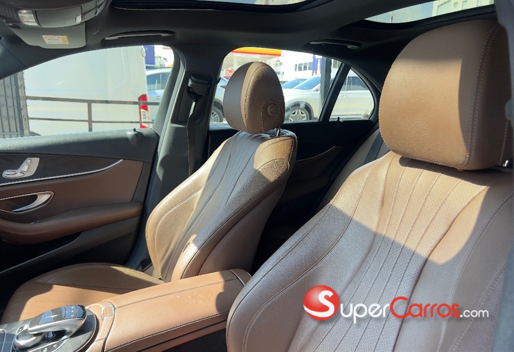 2019 Mercedes-Benz Clase E 350 4 MATIC — foto 10 / 12