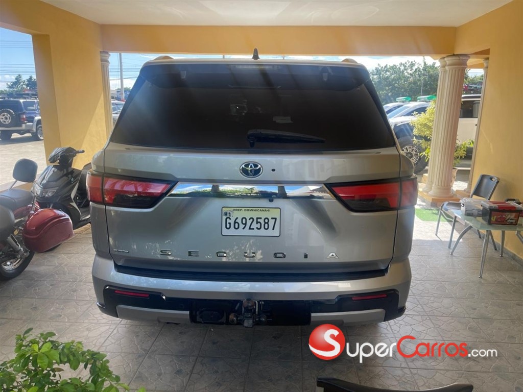 2023 Toyota Sequoia Limited — foto 2 / 11