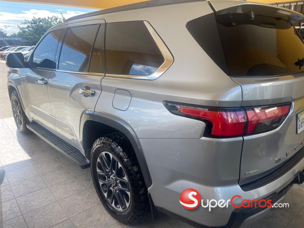 2023 Toyota Sequoia Limited — foto 6 / 11