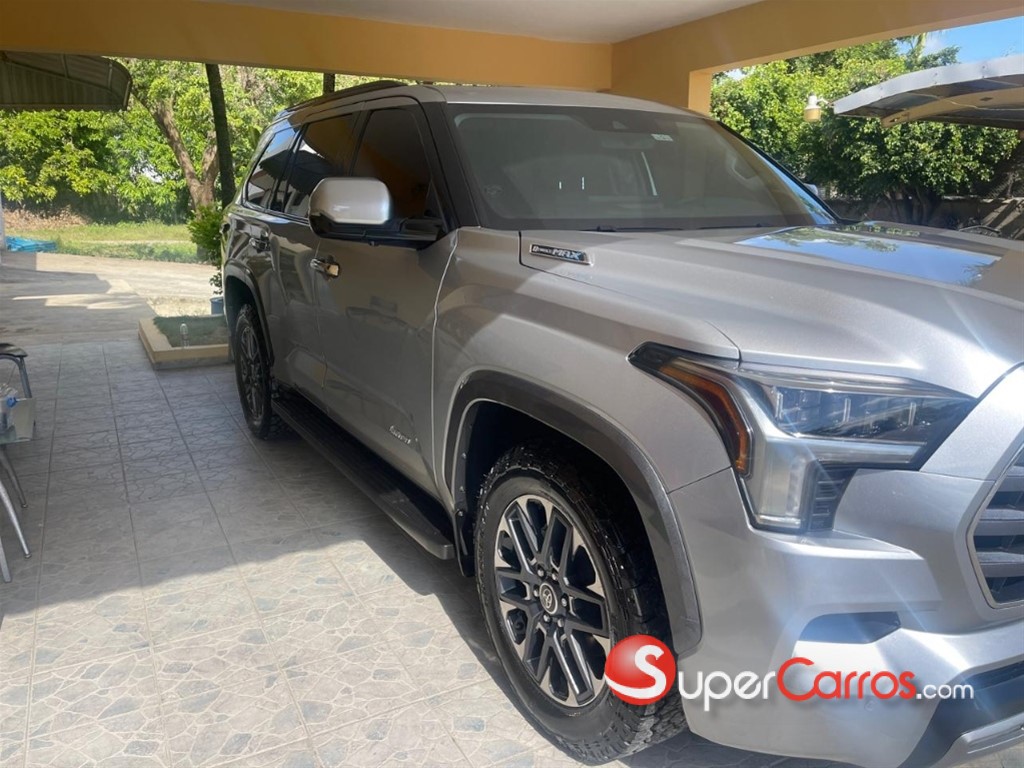 2023 Toyota Sequoia Limited — foto 9 / 11