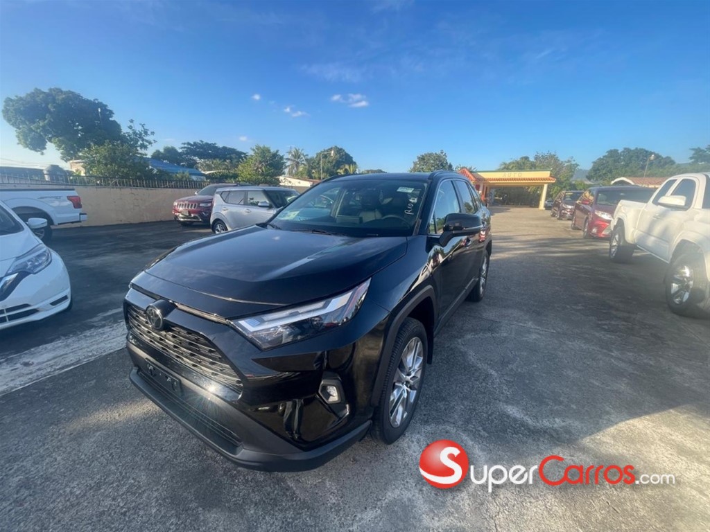 2023 Toyota RAV4 XLE Premium — foto 6 / 10