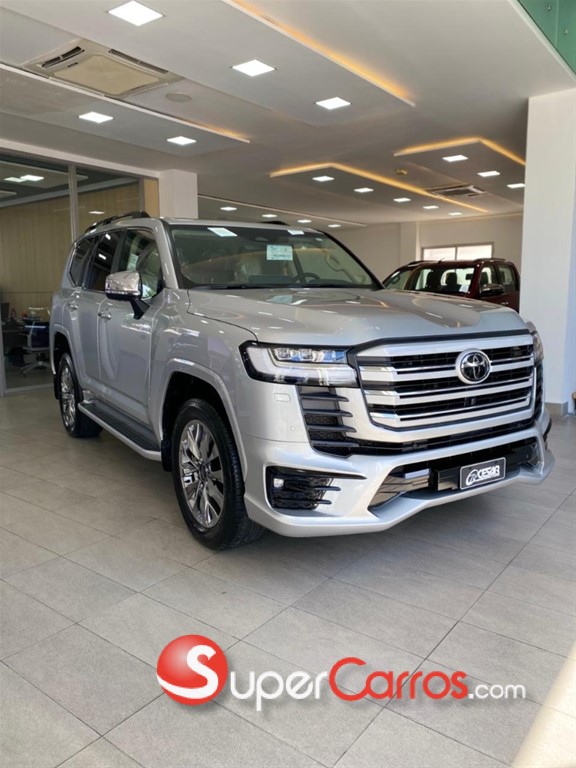 2026 Toyota Land Cruiser VXR — foto 2 / 7