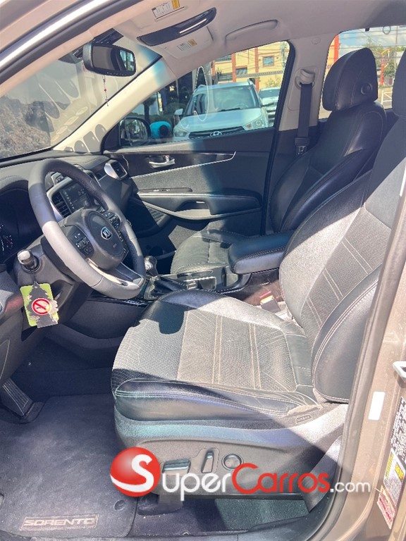 2017 Kia Sorento EX — foto 3 / 12