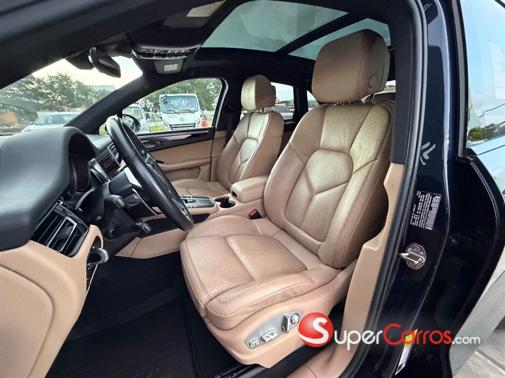 2020 Porsche Macan S — foto 7 / 10