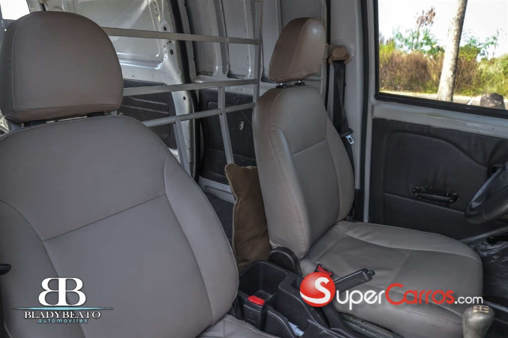 2022 Chevrolet N400 Cargo — foto 4 / 9