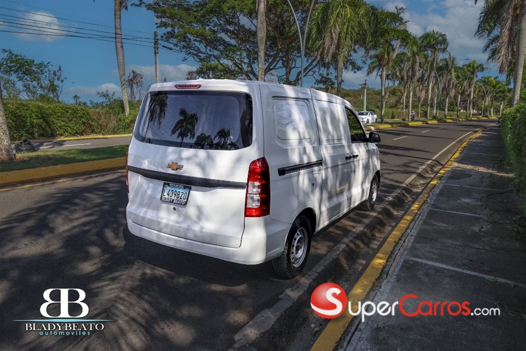 2022 Chevrolet N400 Cargo — foto 6 / 9