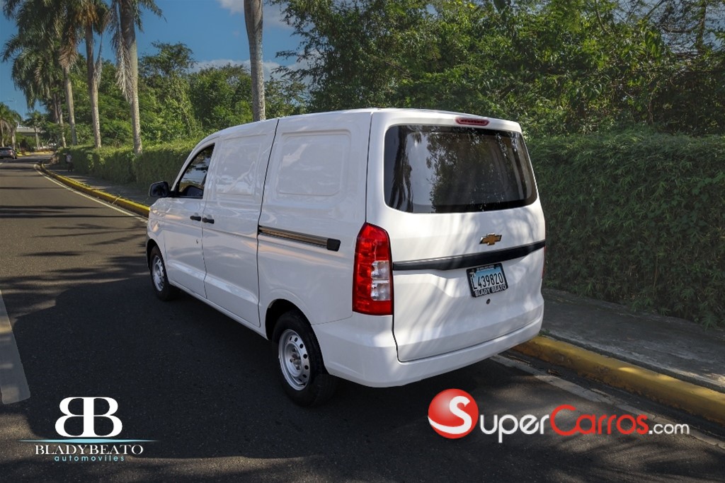 2022 Chevrolet N400 Cargo — foto 8 / 9