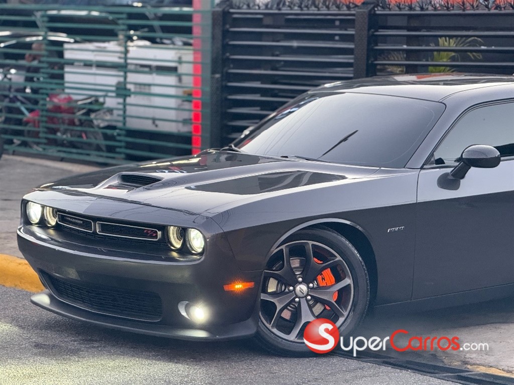 2019 Dodge Challenger RT — foto 3 / 11