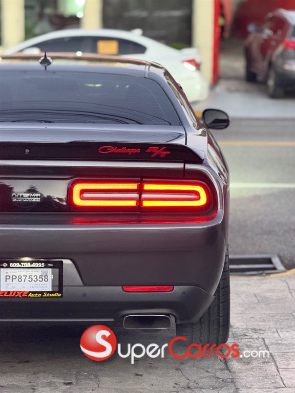2019 Dodge Challenger RT — foto 4 / 11