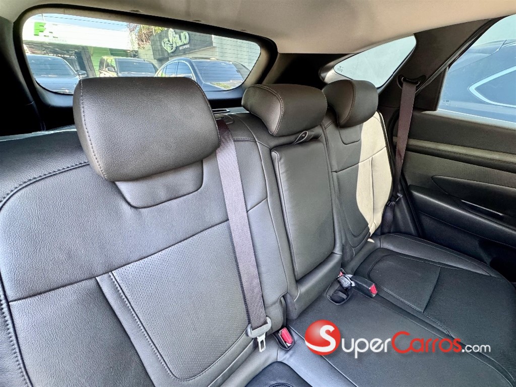 2025 Hyundai Tucson SE — foto 8 / 11