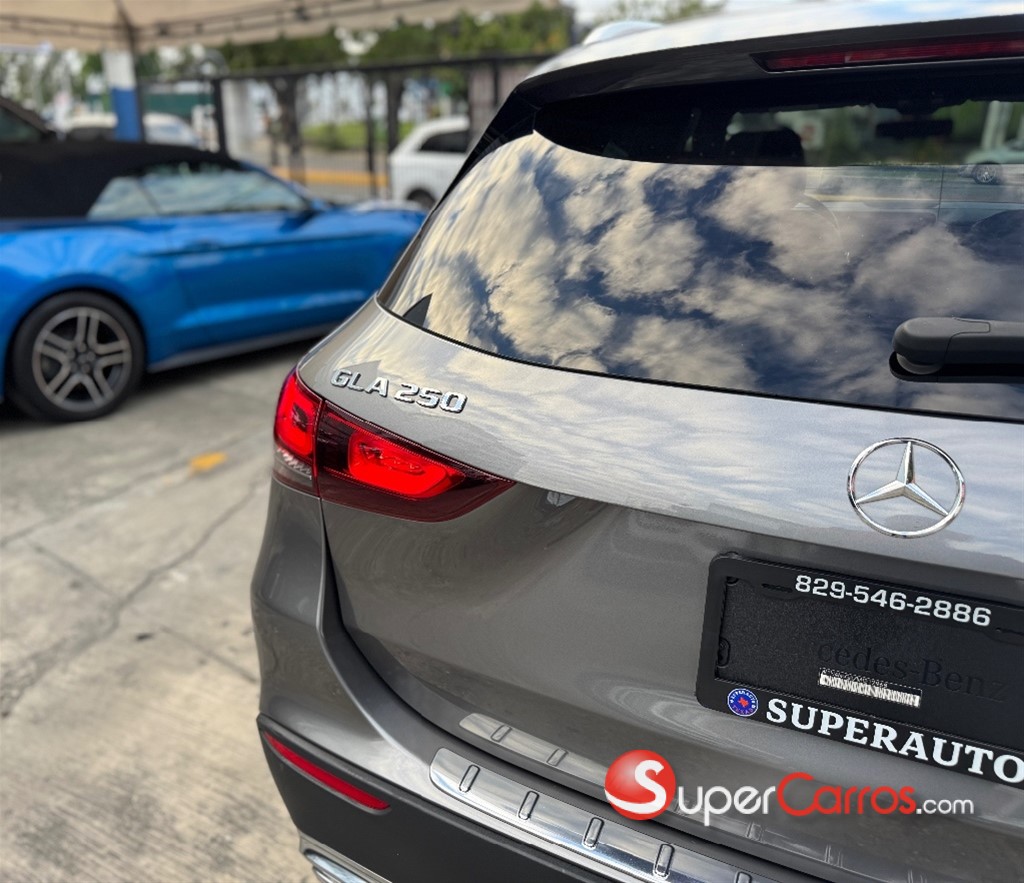 2021 Mercedes-Benz Clase GLA 250 — foto 4 / 12