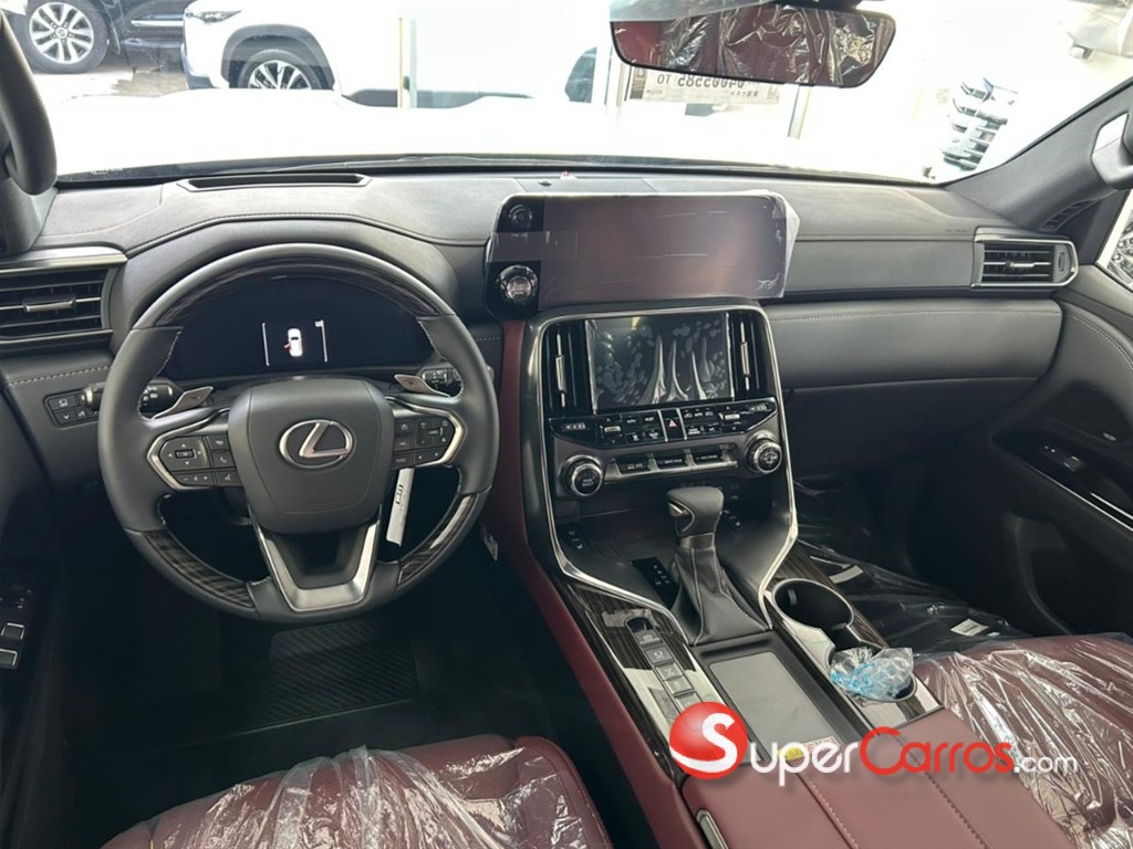 2026 Lexus LX 500 — foto 8 / 12