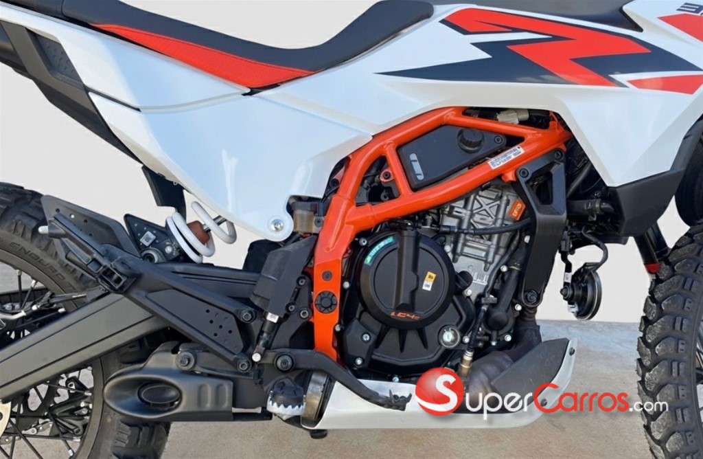 2025 KTM 390 ADVENTURE — foto 3 / 8
