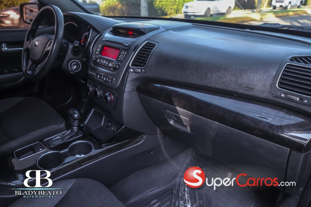 2014 Kia Sorento LX — foto 4 / 11