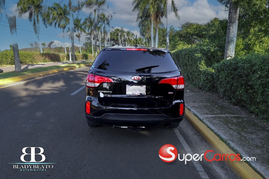 2014 Kia Sorento LX — foto 9 / 11