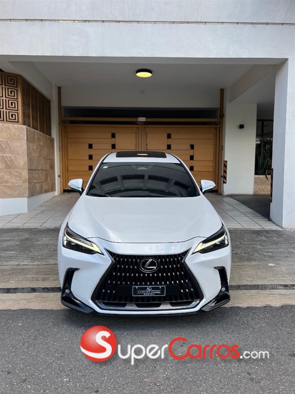 2023 Lexus NX 250 — foto 3 / 8