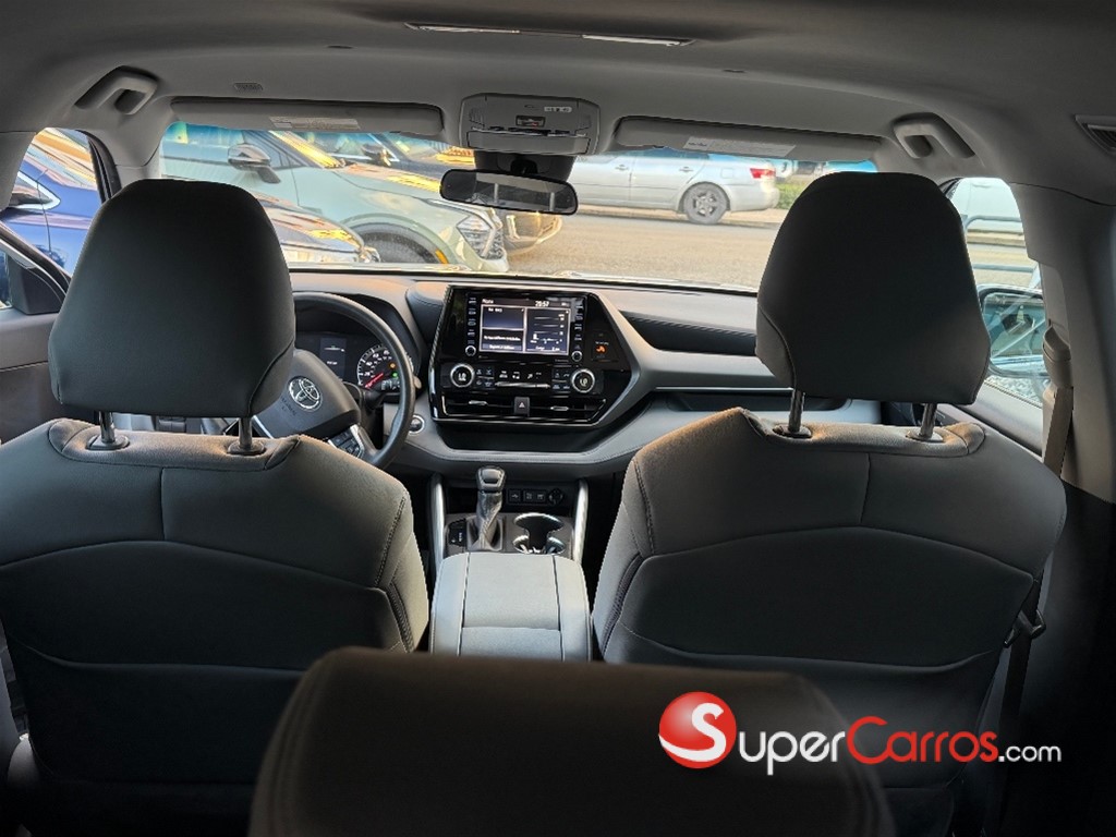 2020 Toyota Highlander LE — foto 11 / 11