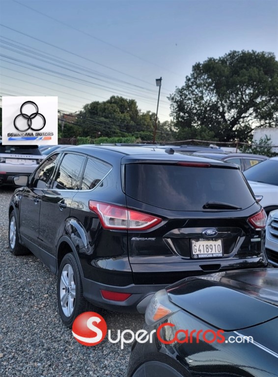 2015 Ford Escape — foto 8 / 10