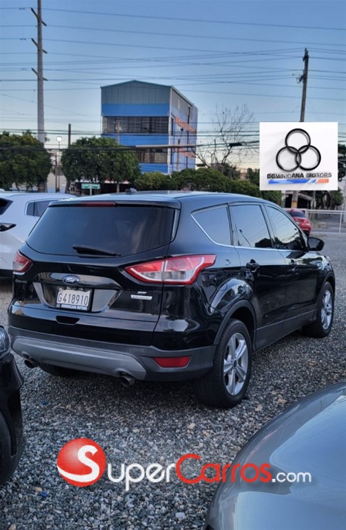 2015 Ford Escape — foto 9 / 10