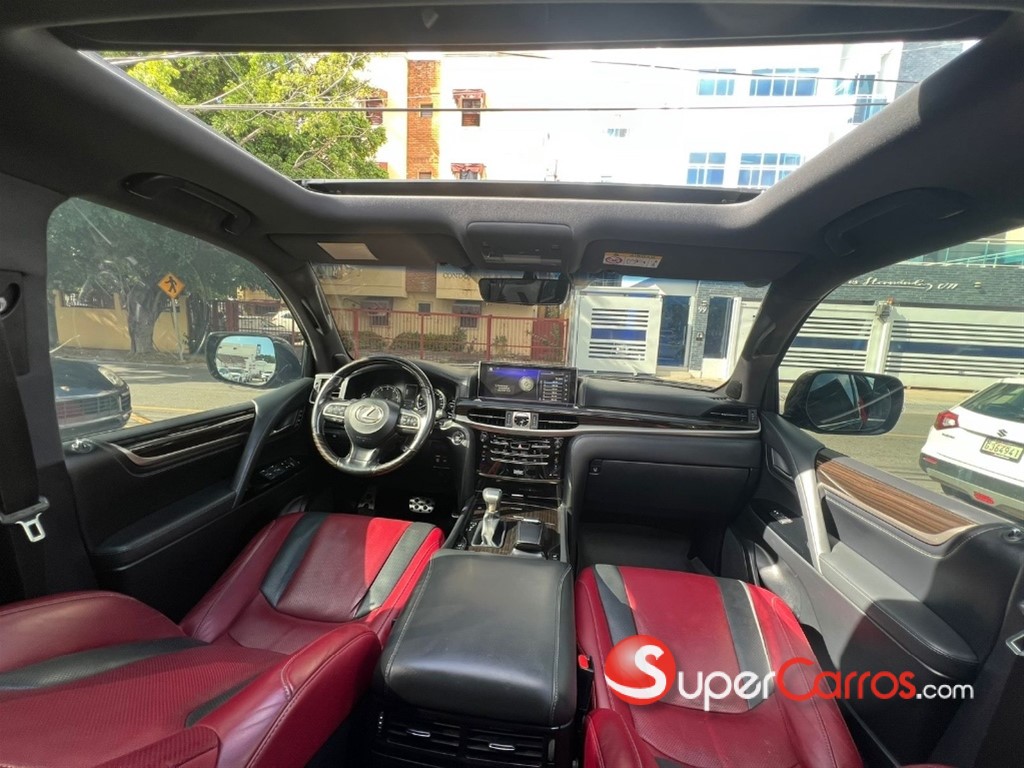 2020 Lexus LX 570 Sport — foto 8 / 11