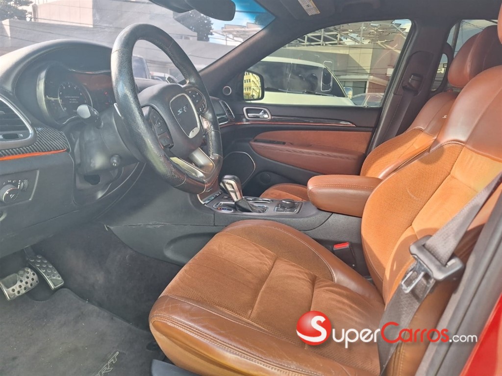 2017 Jeep Grand Cherokee SRT8 — foto 7 / 9