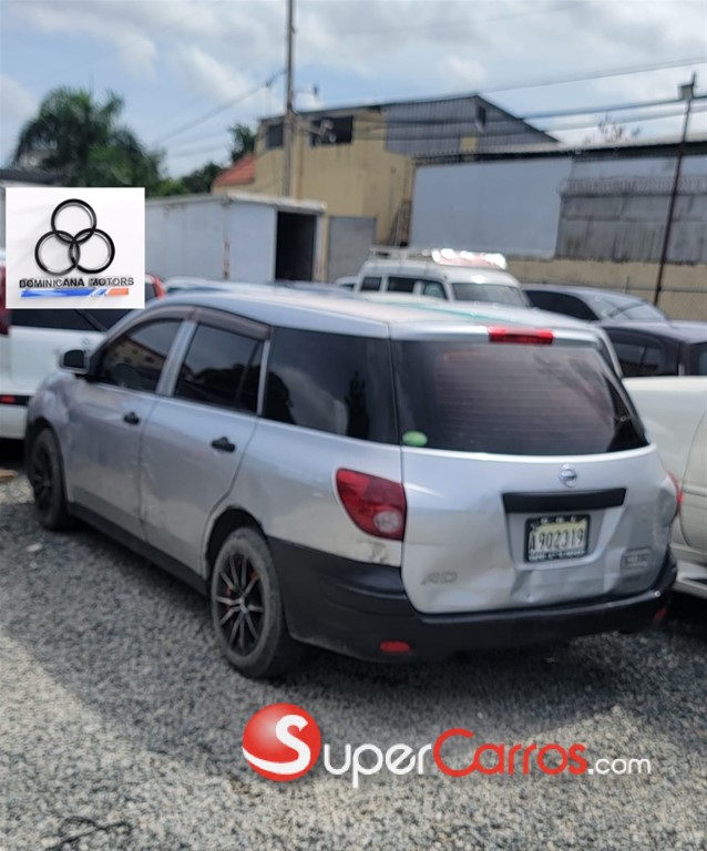 2016 Nissan Ad Wagon — foto 8 / 10