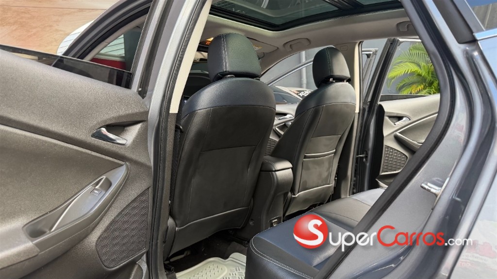 2022 Chevrolet Tracker Premier — foto 5 / 12