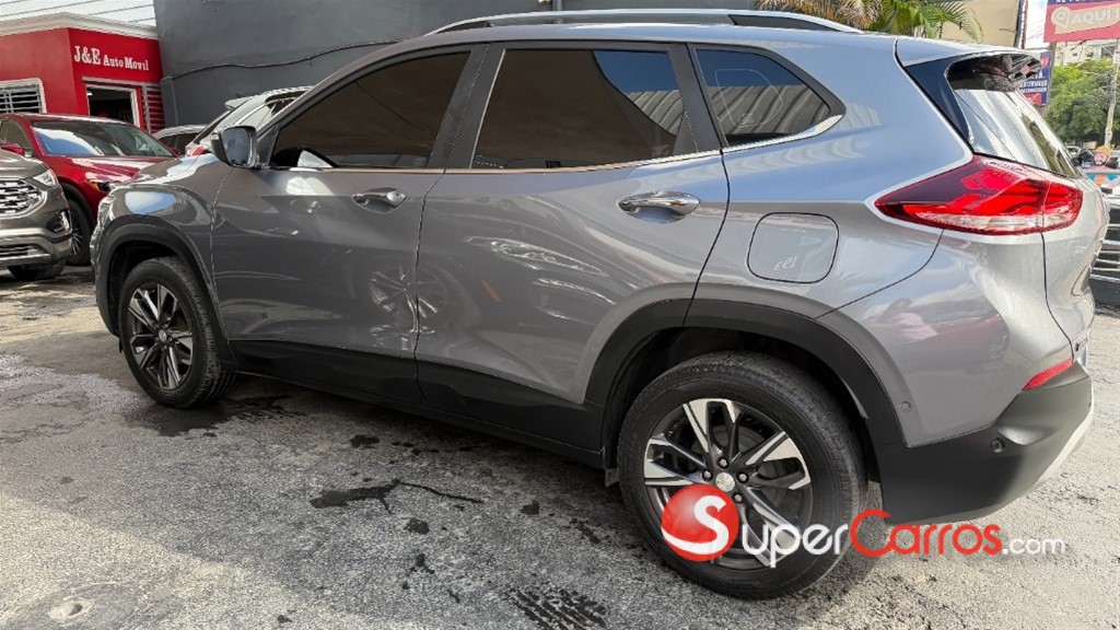 2022 Chevrolet Tracker Premier — foto 9 / 12