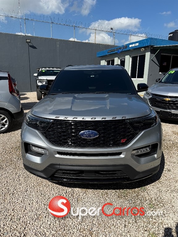 2020 Ford Explorer ST — foto 2 / 10