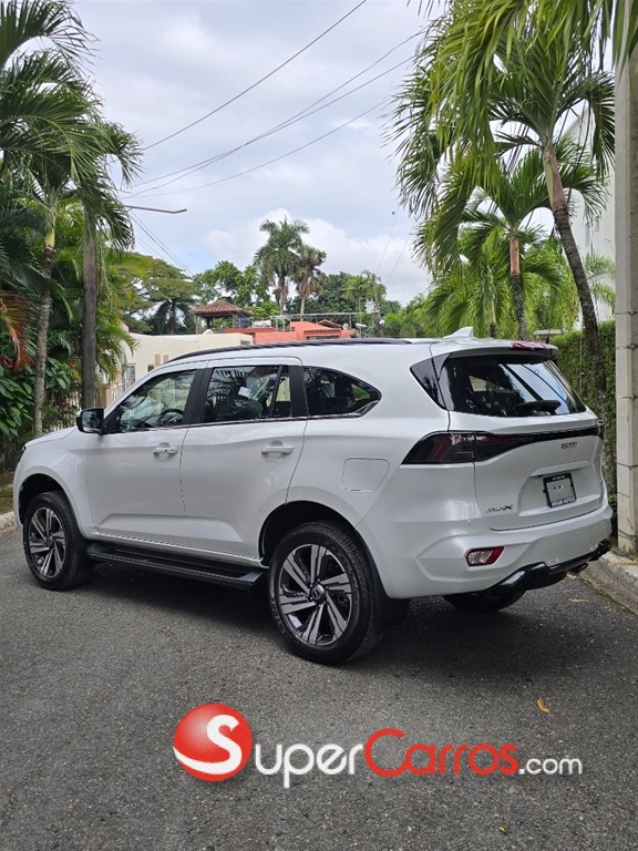 2026 Isuzu Mux — foto 3 / 9