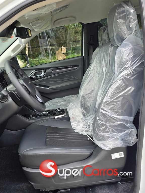 2026 Isuzu Mux — foto 6 / 9