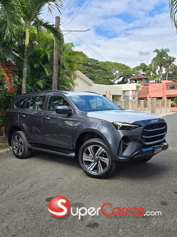 2026 Isuzu Mux — foto 2 / 9
