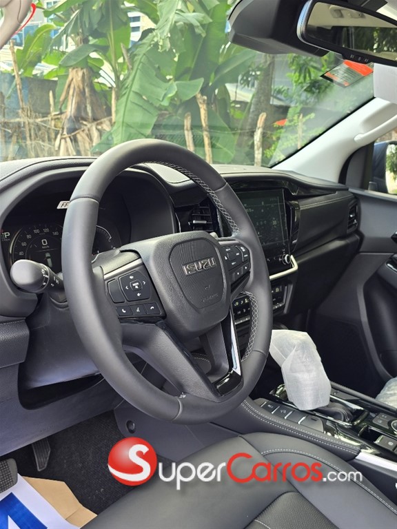 2026 Isuzu Mux — foto 5 / 9
