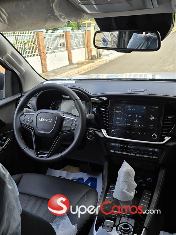 2026 Isuzu Mux — foto 7 / 9