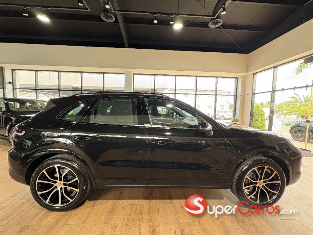 2026 Porsche Cayenne — foto 4 / 12