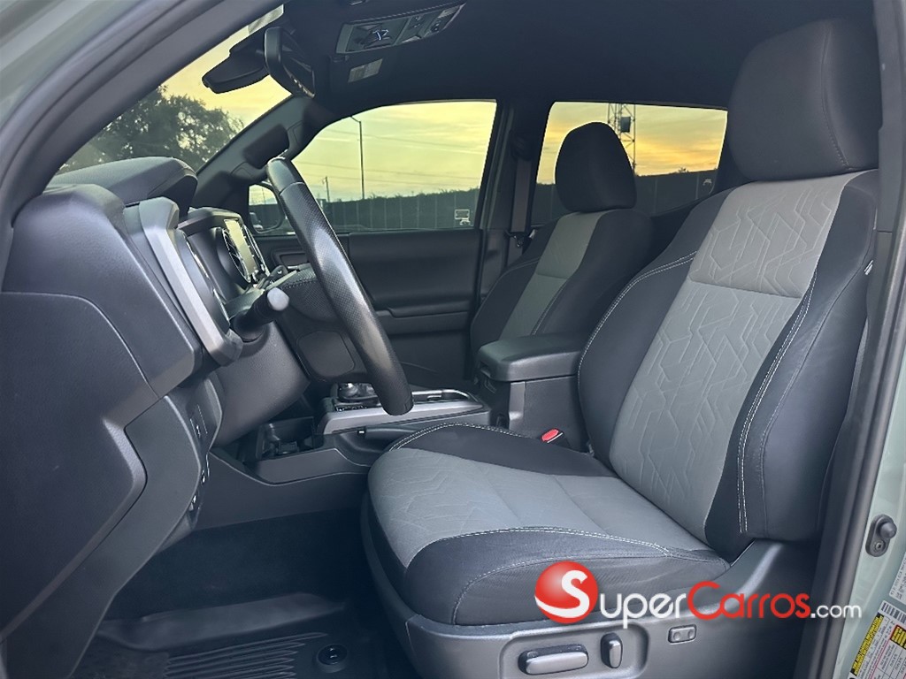 2022 Toyota Tacoma TRD OFF ROAD — foto 6 / 12