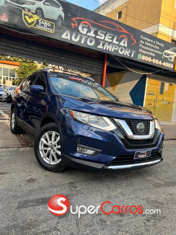 2020 Nissan Rogue SV — foto 9 / 10