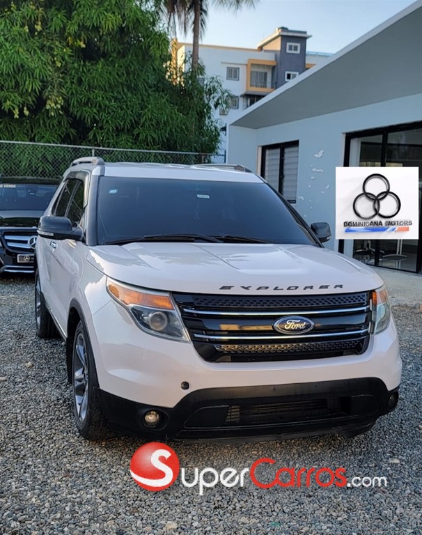 2013 Ford Explorer — foto 4 / 9