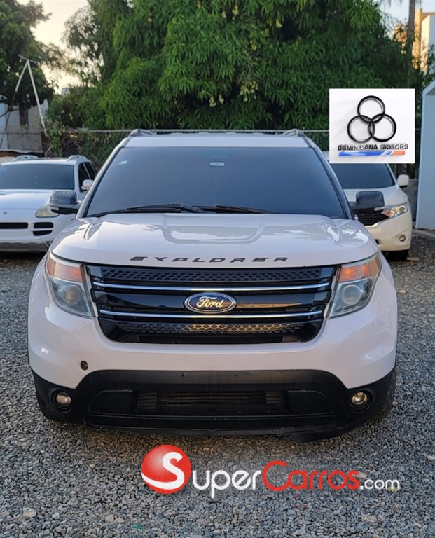 2013 Ford Explorer — foto 6 / 9