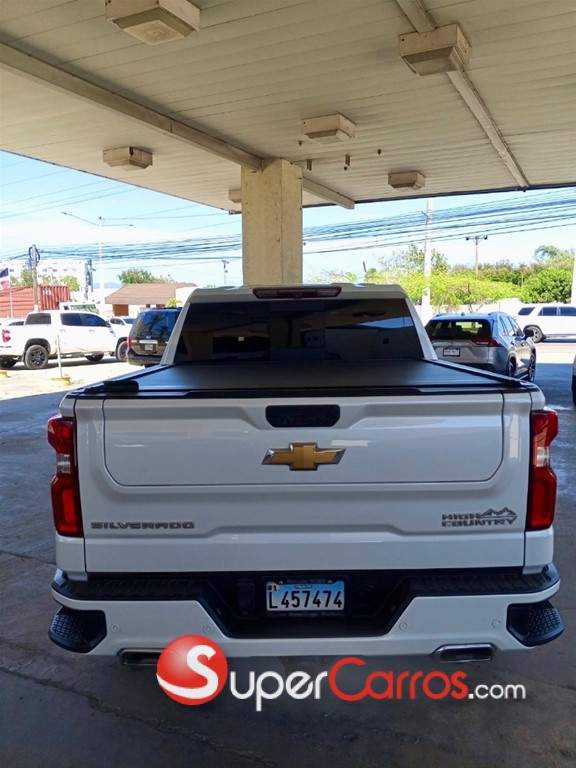 2022 Chevrolet Silverado High Country Duramax — foto 4 / 12