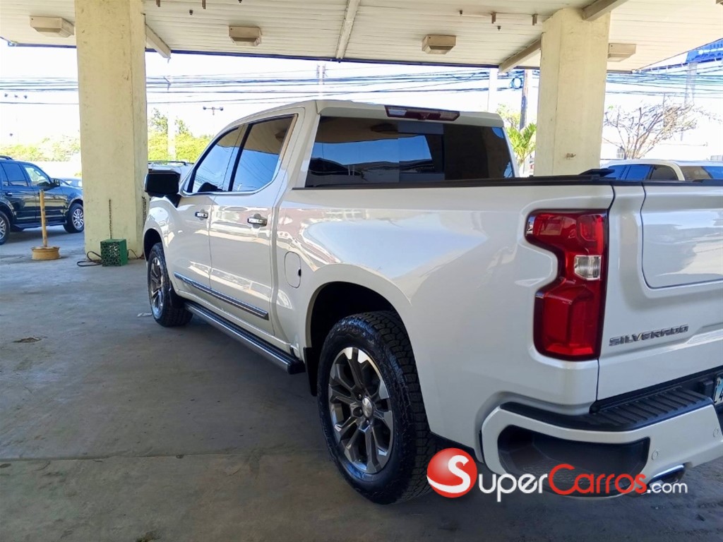 2022 Chevrolet Silverado High Country Duramax — foto 5 / 12