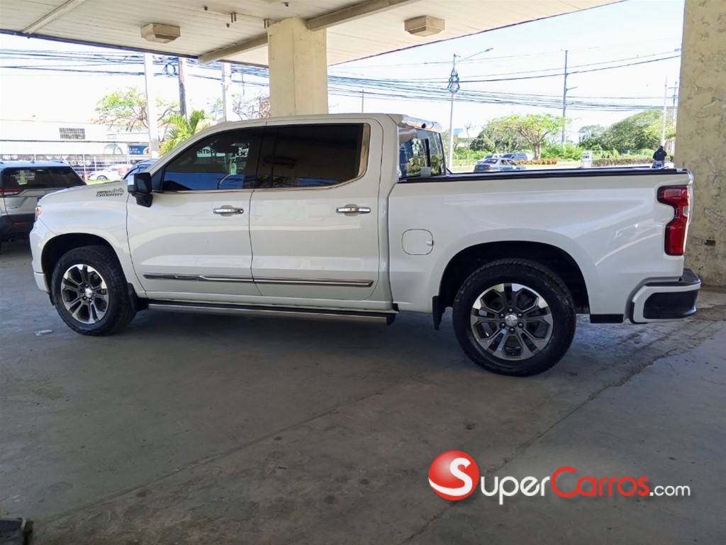 2022 Chevrolet Silverado High Country Duramax — foto 6 / 12