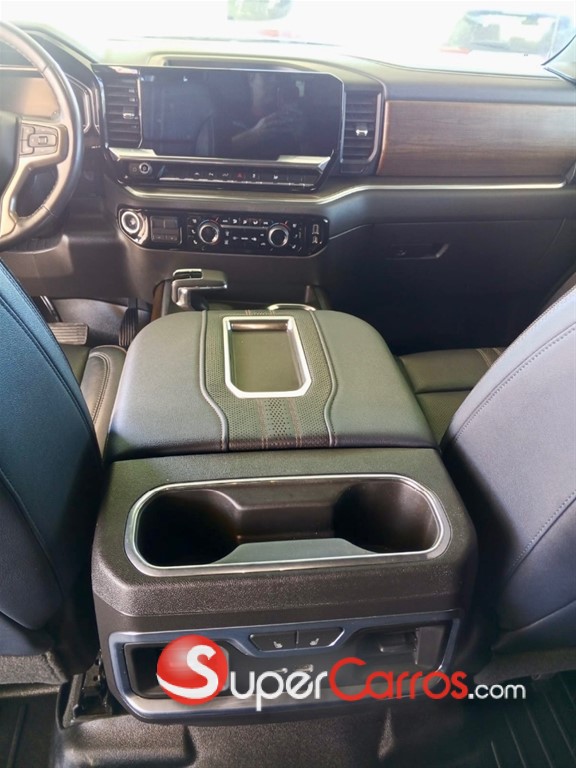 2022 Chevrolet Silverado High Country Duramax — foto 12 / 12
