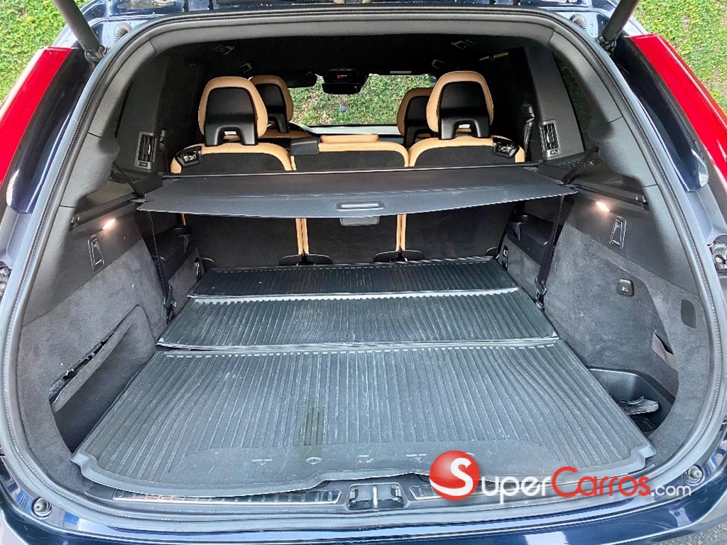 2017 Volvo XC90 — foto 11 / 12