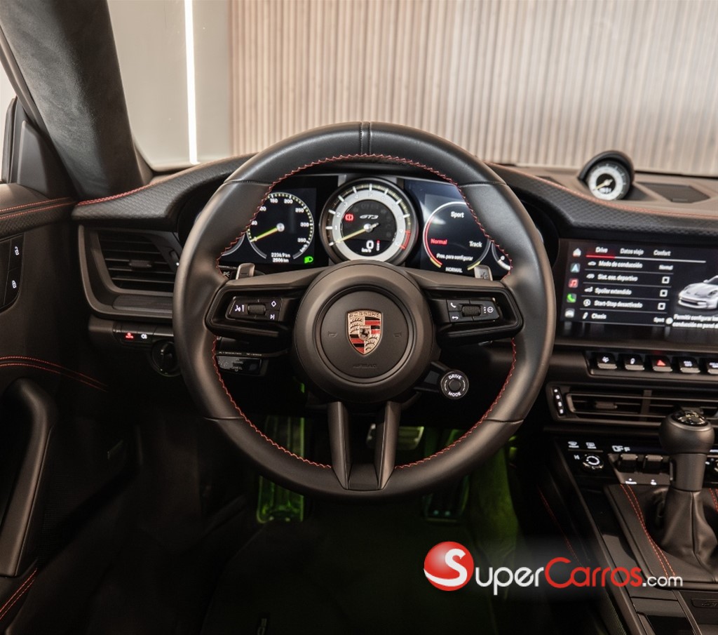 2024 Porsche 911 GT3 Touring — foto 8 / 11