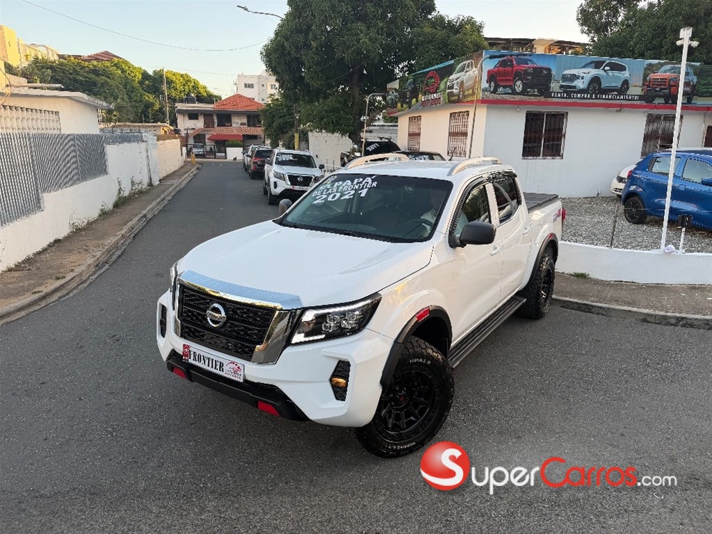 2021 Nissan Frontier NP300 — foto 2 / 12