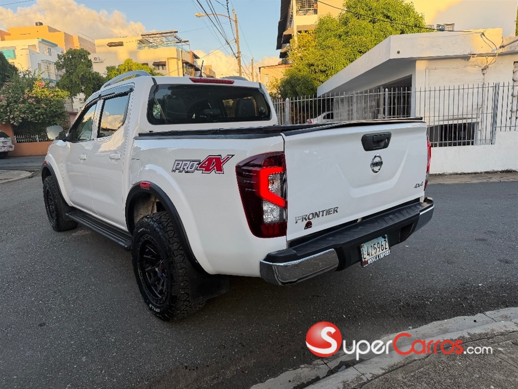 2021 Nissan Frontier NP300 — foto 9 / 12