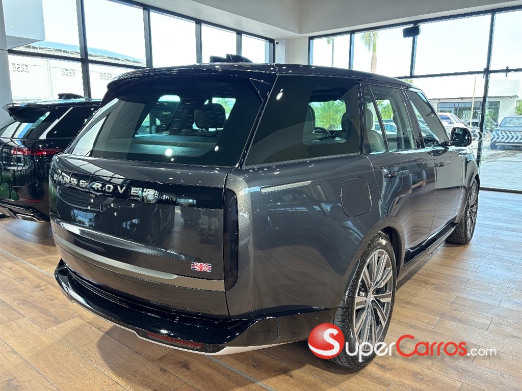 2025 Land Rover Range Rover SE — foto 3 / 11