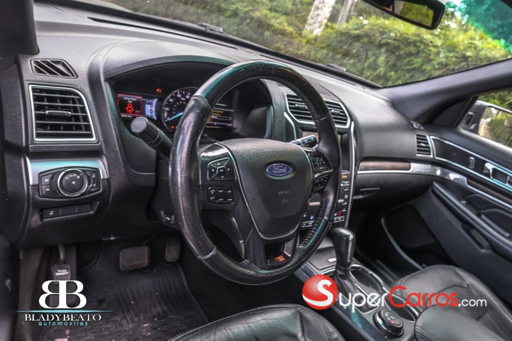 2016 Ford Explorer Limited — foto 11 / 11
