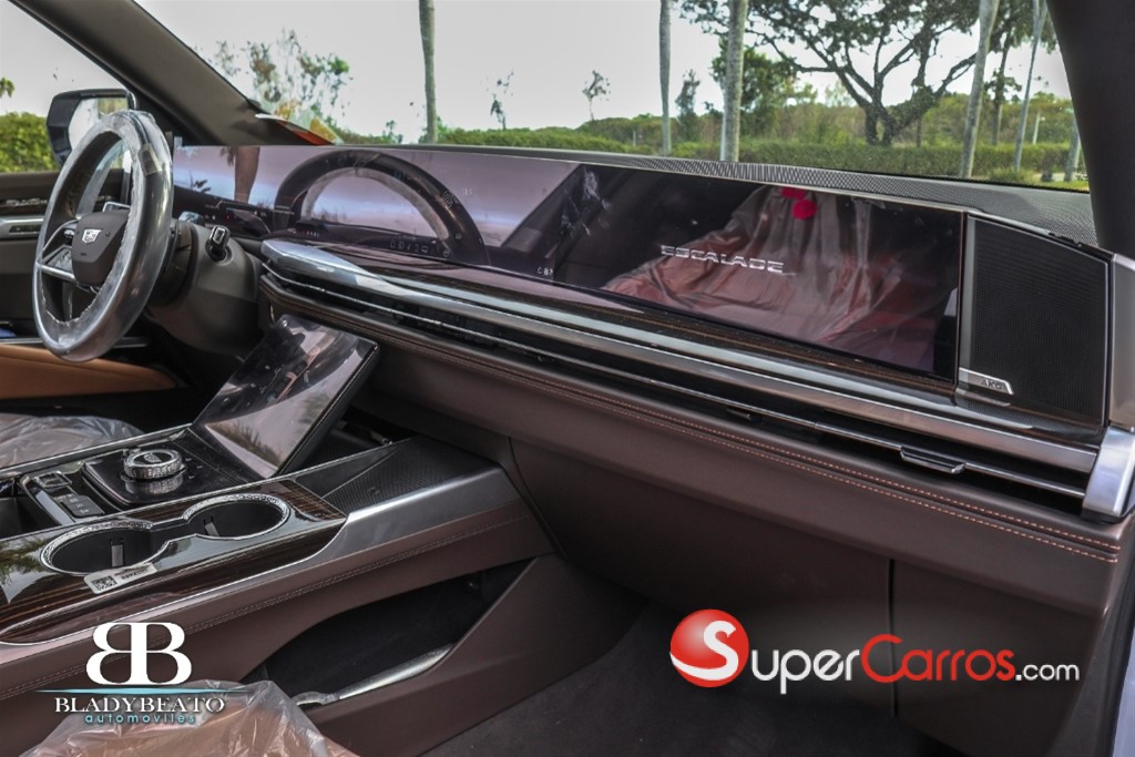 2026 Cadillac Escalade Luxury Short — foto 4 / 12